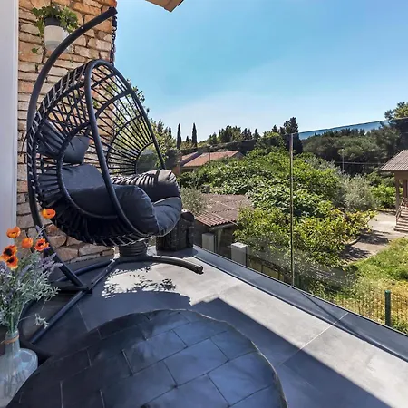 Cozy Apartment In Pula With Wifi Apartment *