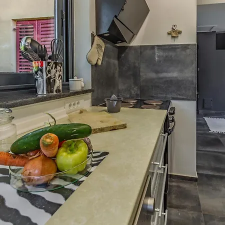 Apartman Cozy In With Wifi